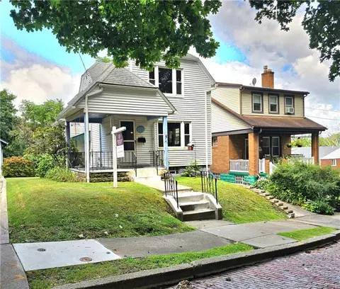 747 Ravenswood, Pittsburgh, PA 15202