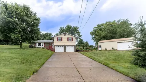 110 Charles St, Beaver Falls, PA 15010