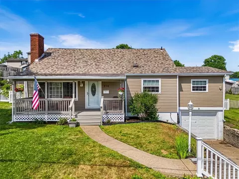 214 Fayette Ave, Oakdale, PA 15071