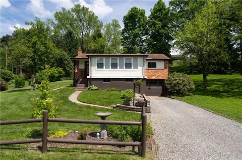 20 Betty Ln, Gibsonia, PA 15044