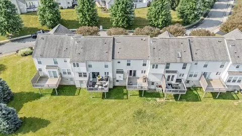 View/Area - 81504 Lost Valley Dr, Mars, PA 16046 photo 3 of 4