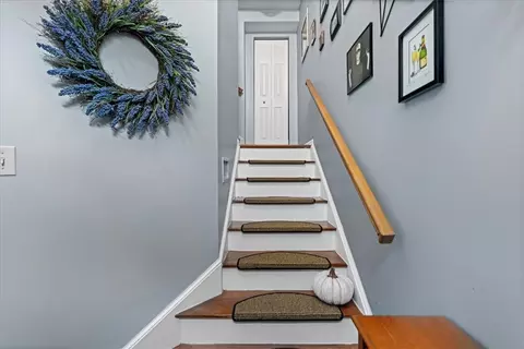 Entry Way - 81504 Lost Valley Dr, Mars, PA 16046 photo 2 of 2