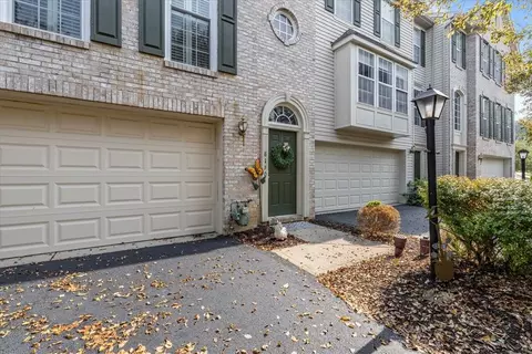 Exterior - 81504 Lost Valley Dr, Mars, PA 16046 photo 2 of 3
