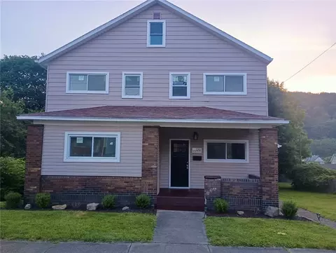 1219 9th Ave, Beaver Falls, PA 15010