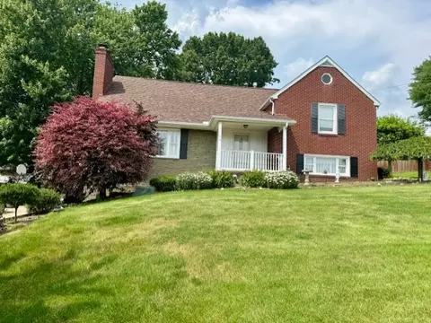 121 E Northview Ave, New Castle, PA 16105