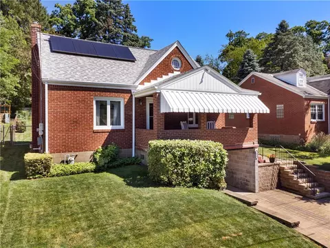 696 Filmore Rd, Pittsburgh, PA 15221