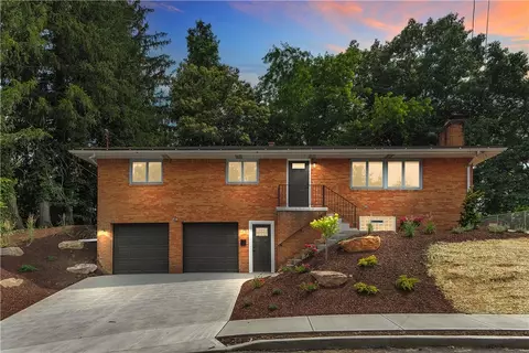 538 7th St, Trafford, PA 15085