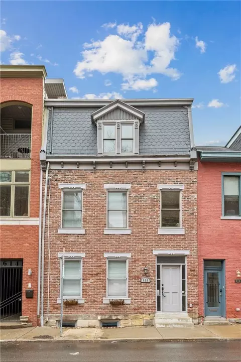 616 Lockhart St, Pittsburgh, PA 15212