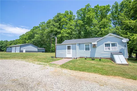 1845 Wharton Furnace Rd, Gibbon Glade, PA 15440