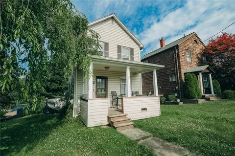 132 N 3rd St, Indiana, PA 15701