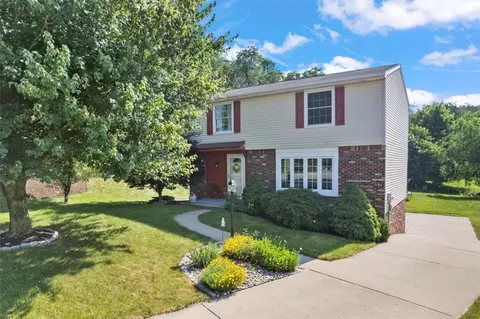 9 Ash Dr, Washington, PA 15301