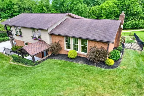 130 Singer Way, Ligonier, PA 15658