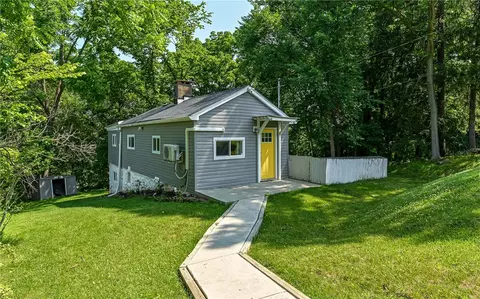 1015 Barger St, Verona, PA 15147