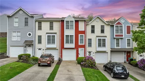 6283 Springhouse Pl, Bridgeville, PA 15017