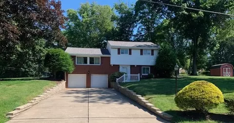 2391 Saddle Dr, Allison Park, PA 15101