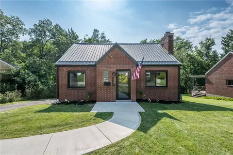 3195 Chalmers Ave, Murrysville, PA 15668