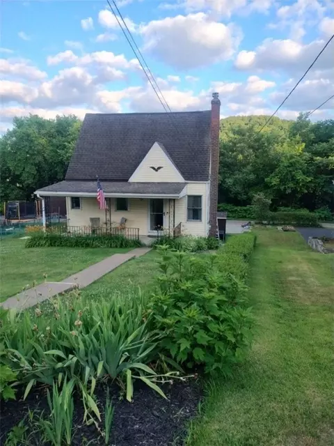 423 Woodland Rd, North Versailles, PA 15137