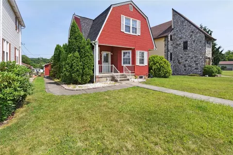 707 Cambria Ave, Avonmore, PA 15618