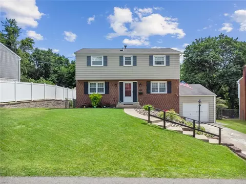 356 Fielding Dr, Pittsburgh, PA 15235