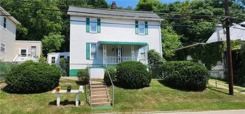 514 Broadway St, Masontown, PA 15461