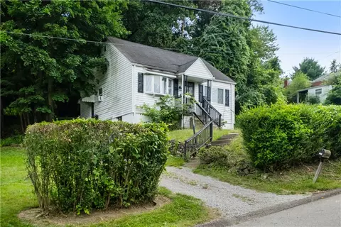 10110 Clair Ave, Pittsburgh, PA 15235