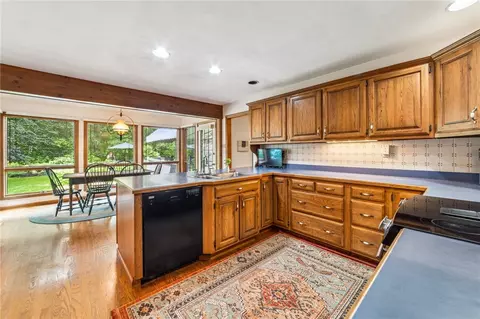 Kitchen - 2920 Bryer Ridge Ct, Export, PA 15632 photo 2 of 3