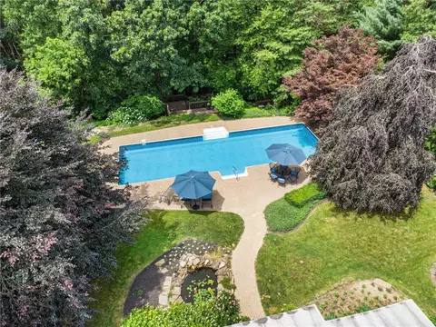 Exterior - 2920 Bryer Ridge Ct, Export, PA 15632 photo 5 of 10