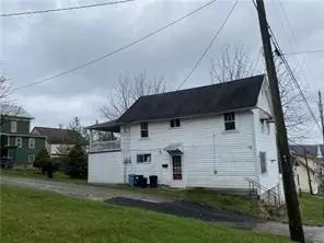 620 N Richhill St, Waynesburg, PA 15370