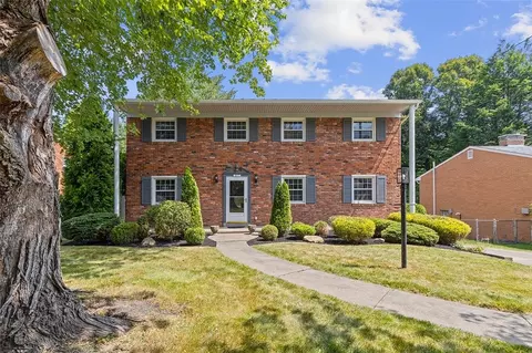 217 Lytton Rd, Coraopolis, PA 15108