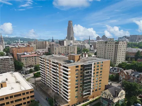 220 N Dithridge St #506, Pittsburgh, PA 15213