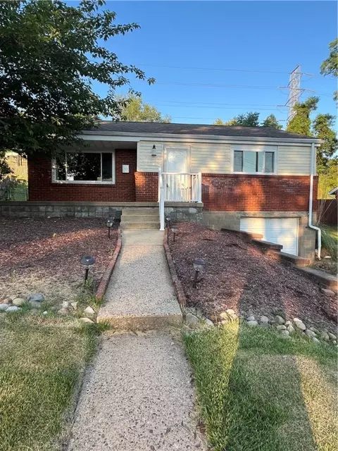 108 College Park, Monroeville, PA 15146
