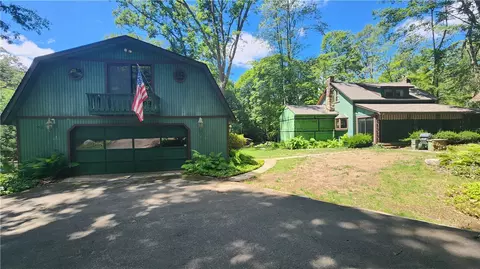 113 Shrader Ln, Champion, PA 15622