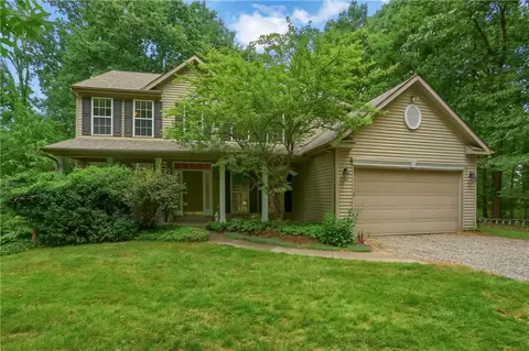 7460 Franklin Rd, Cranberry Township, PA 16066