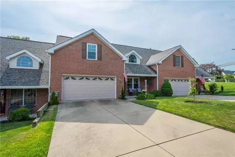 5502 Worthington Ct, Bridgeville, PA 15017