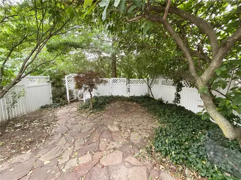 126 5th St, Pittsburgh, PA 15215 photo 33