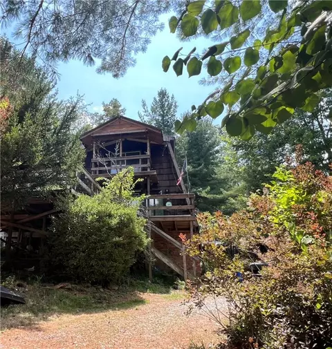 508 Duncan Station Rd, Mckeesport, PA 15135