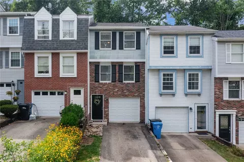 286 Huntingdon Ave, Irwin, PA 15642