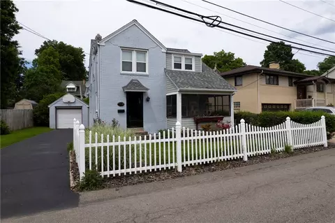 113 Good Ln, Pittsburgh, PA 15237