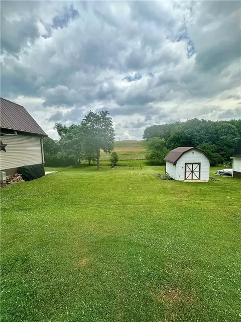 128 Johnetta Rd, Vandergrift, PA 15690 photo 10