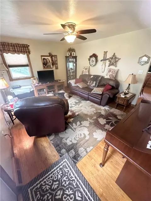 128 Johnetta Rd, Vandergrift, PA 15690 photo 19