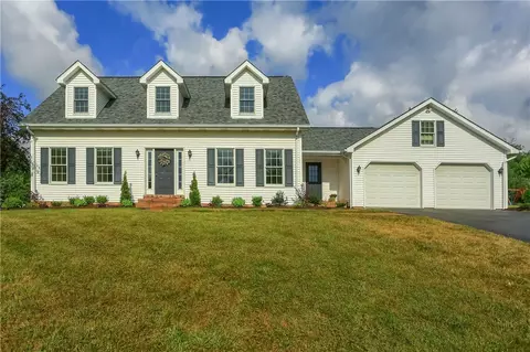 115 Jenny Dr, Butler, PA 16001