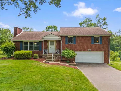 118 Sherwood Dr, Canonsburg, PA 15317
