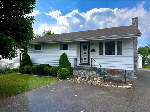 18 Jordan St, Fairchance, PA 15436