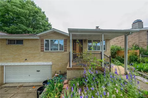 2423 Pin Oak Pl, Pittsburgh, PA 15220