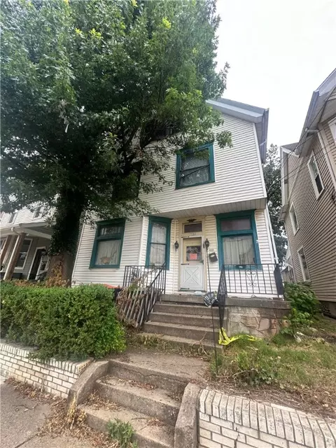 1522 Ligonier St, Latrobe, PA 15650