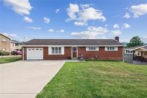 2663 Beverly Dr, Washington, PA 15301