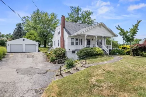 652 Clay Pike, North Huntingdon, PA 15642