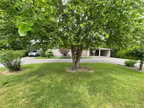 3 Mehard, Greenville, PA 16125