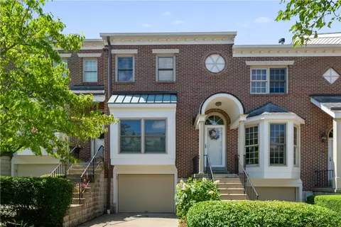 6008 Alden Dr, Pittsburgh, PA 15220