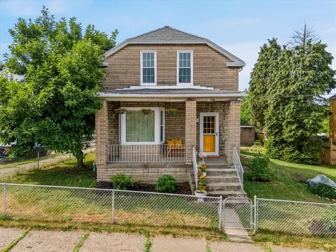 798 10th St, Ambridge, PA 15003